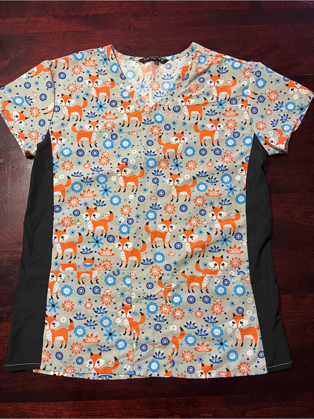 Women’s Fox Print Scrub Top - Orange & Blue